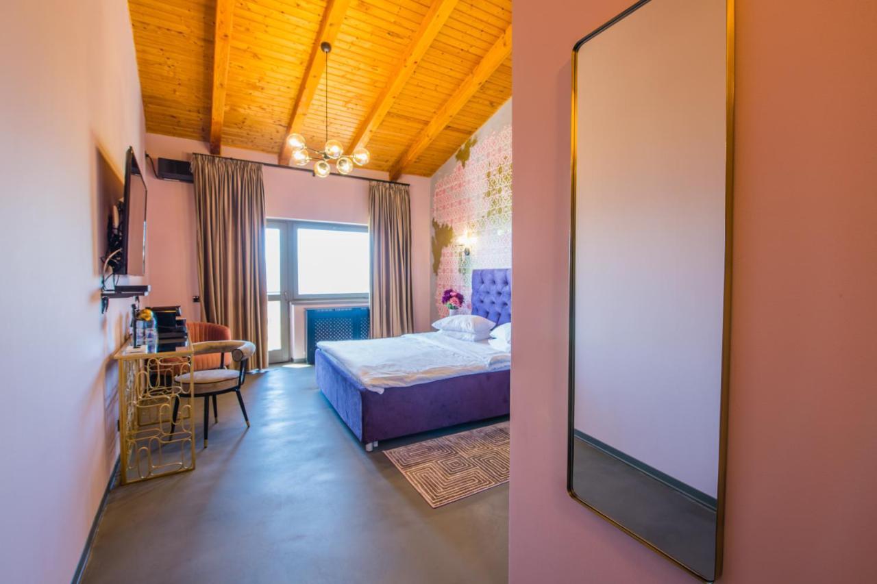 Pensiunea Casa Buna Gîrbova Esterno foto