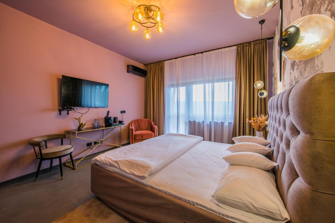 Pensiunea Casa Buna Gîrbova Esterno foto