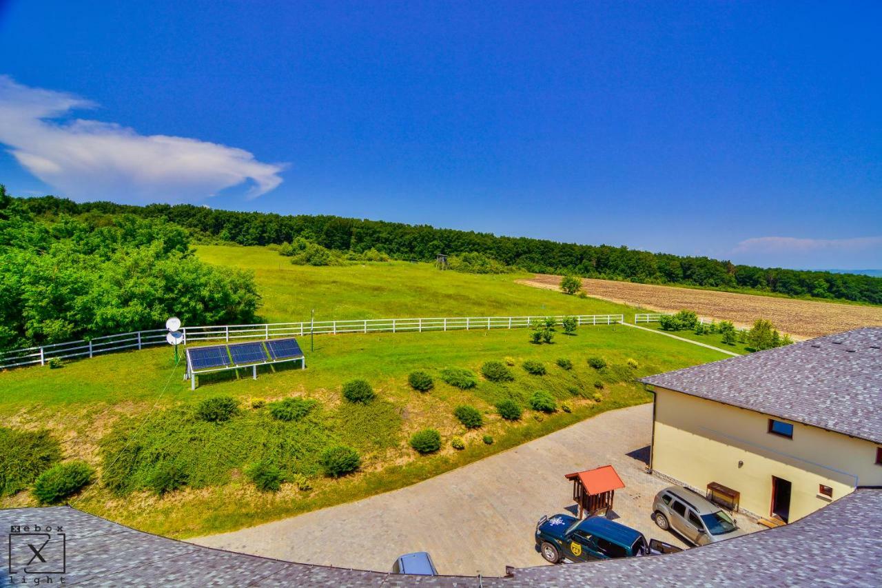 Pensiunea Casa Buna Gîrbova Esterno foto