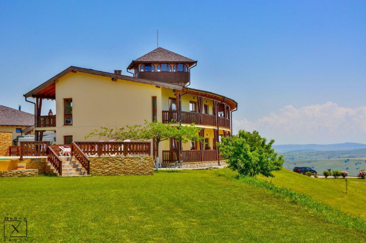 Pensiunea Casa Buna Gîrbova Esterno foto